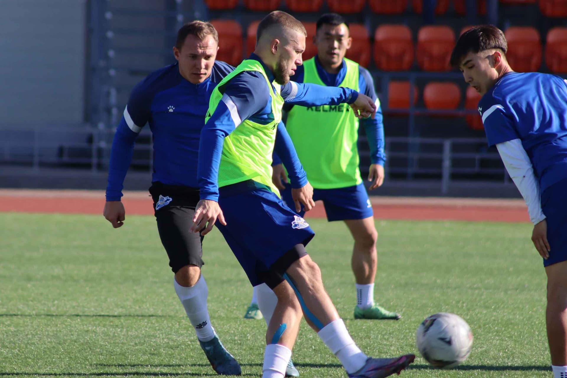 «Бурятия» 0:1 «Темп». Кубок Сибири. 08.10.2023. МОО СФФ «Сибирь», новостной портал «Новая Бурятия» и пресс-служба ФК «Бурятия». — кадр 4