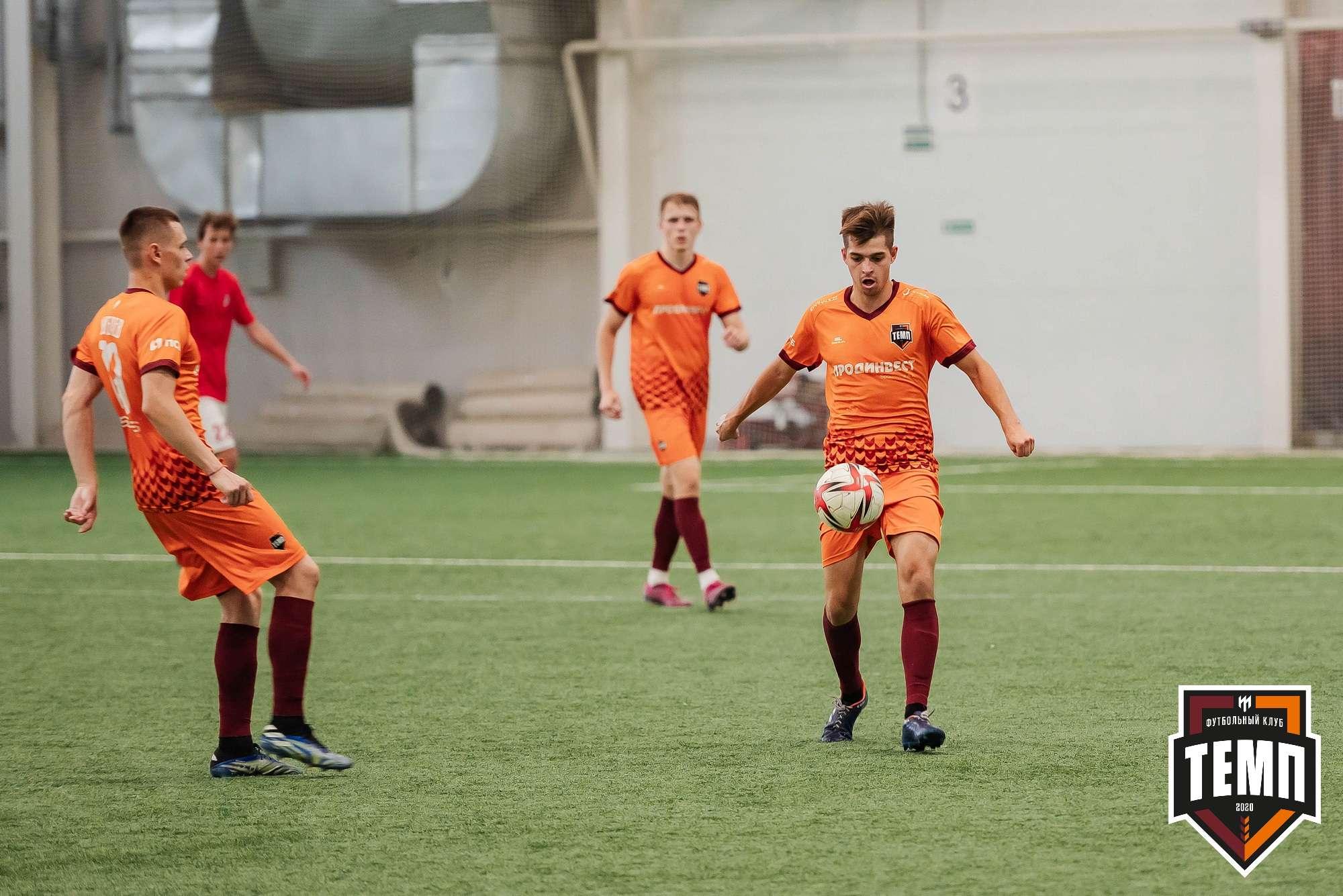 Выбираем лучшего игрока августа!