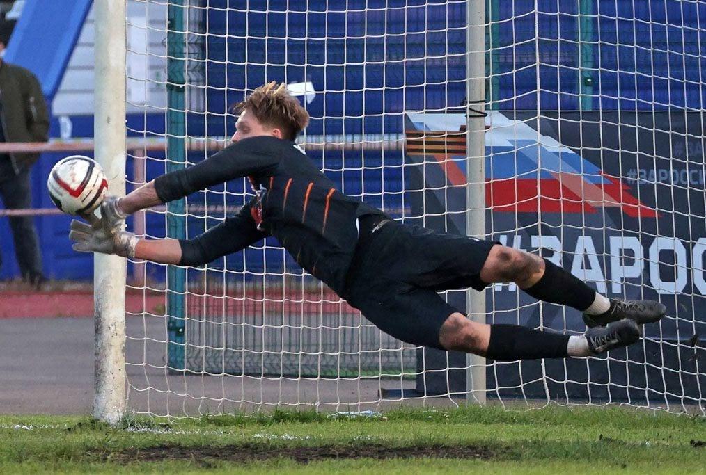 Поздравляем Степана Масальских с первым матчем на профессиональном уровне!